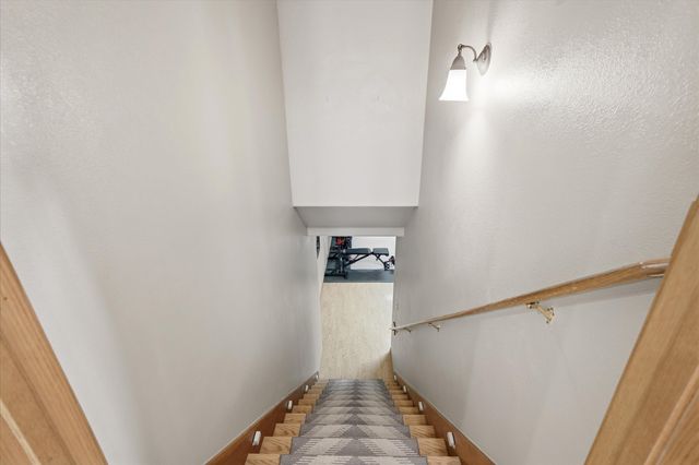 9812 Karak Road NE, Albuquerque, NM 87122