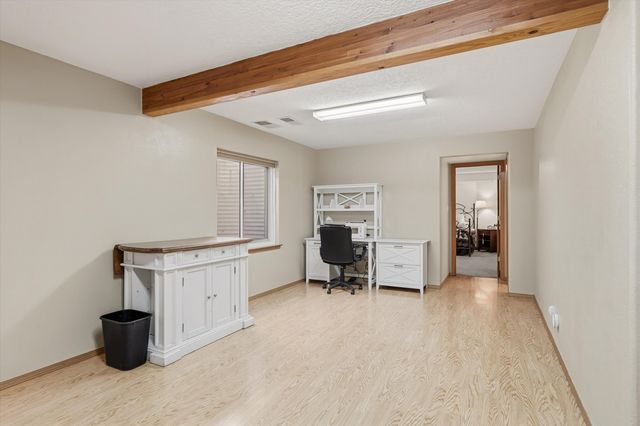 9812 Karak Road NE, Albuquerque, NM 87122