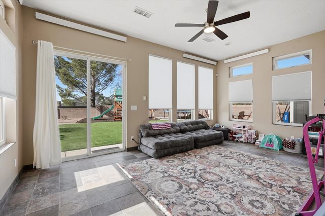 9812 Karak Road NE, Albuquerque, NM 87122