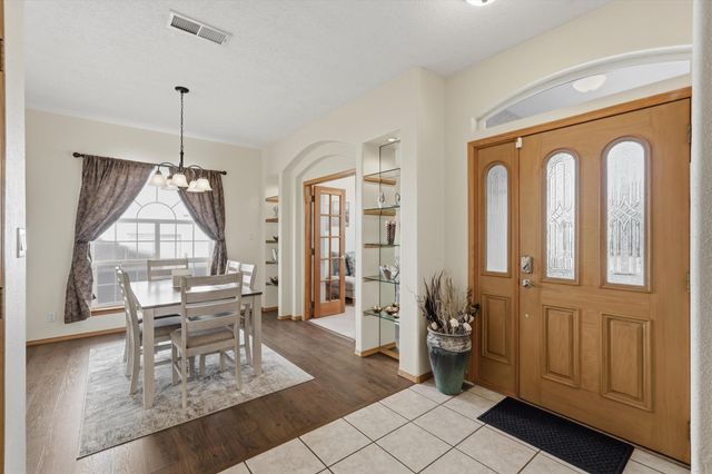 9812 Karak Road NE, Albuquerque, NM 87122