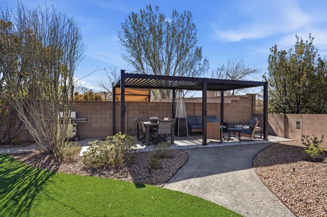 9812 Karak Road NE, Albuquerque, NM 87122