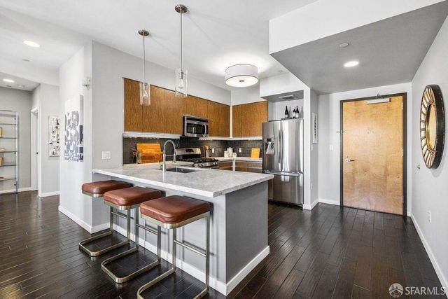 5900 3rd Street 2406, San Francisco, CA 94124