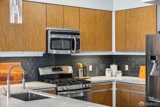 5900 3rd Street 2406, San Francisco, CA 94124