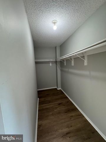 27 MENDREY CT, Trenton, NJ 08648