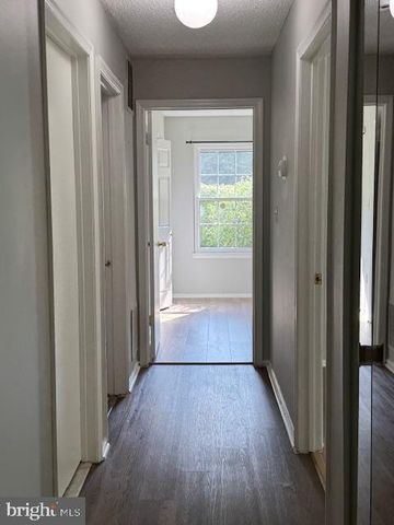 27 MENDREY CT, Trenton, NJ 08648