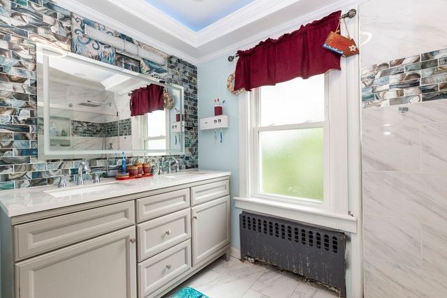 26 W Elm Ter, Brockton, MA 02301