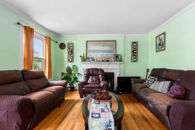 26 W Elm Ter, Brockton, MA 02301
