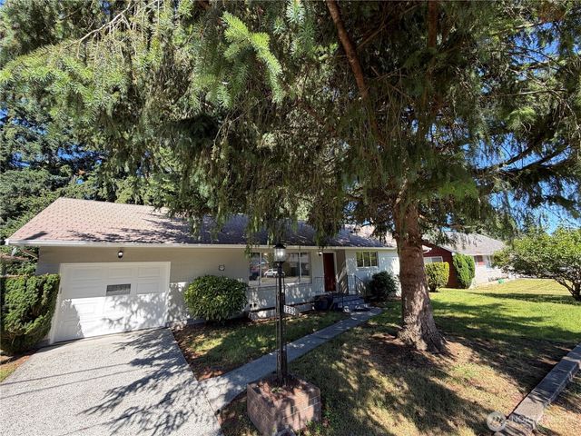 1235 Warner Street NE, Olympia, WA 98516