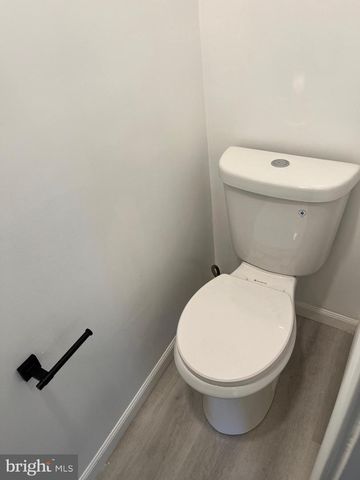 79 ELMIRA ST SW, Washington, DC 20032