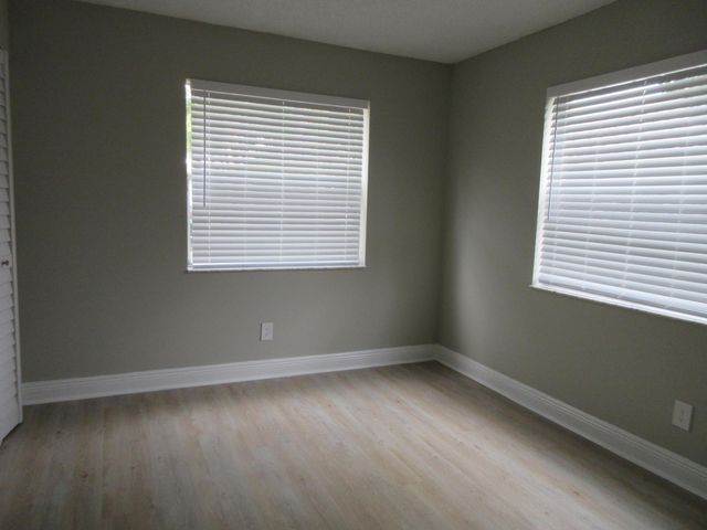 4065 NW 114th Avenue, Coral Springs, FL 33065