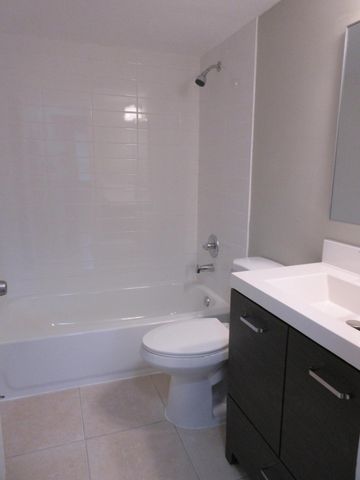 4065 NW 114th Avenue, Coral Springs, FL 33065