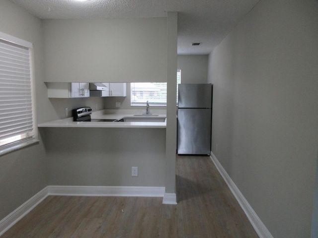 4065 NW 114th Avenue, Coral Springs, FL 33065