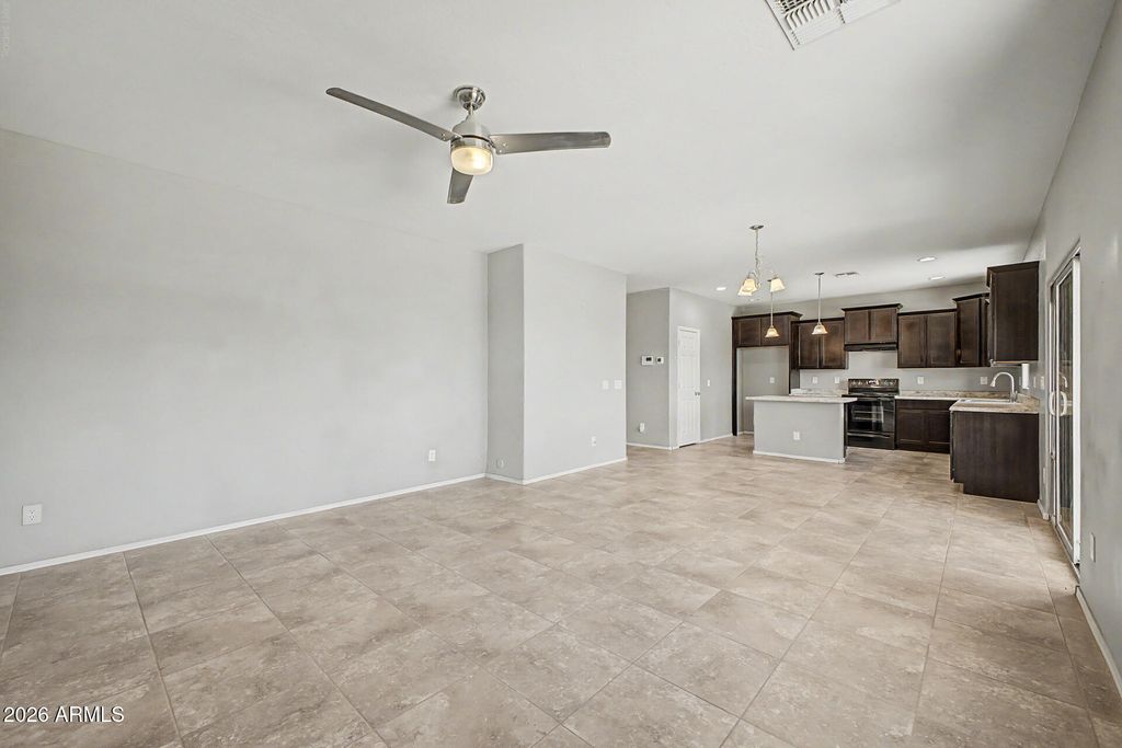 8510 N 61st Drive, Glendale, AZ 85302 — photo 5