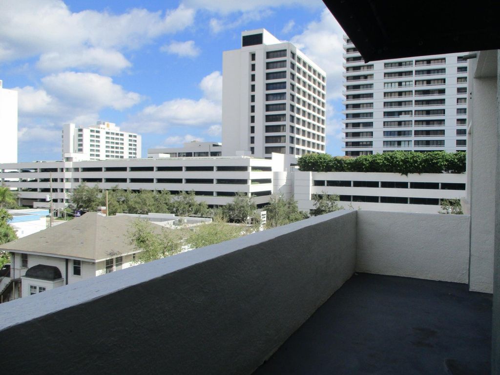600 S Dixie Highway 403, West Palm Beach, FL 33401
