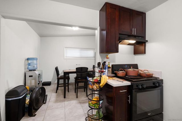 830 834 11th St, Imperial Beach, CA 91932