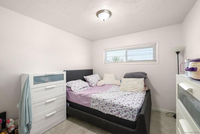 830 834 11th St, Imperial Beach, CA 91932