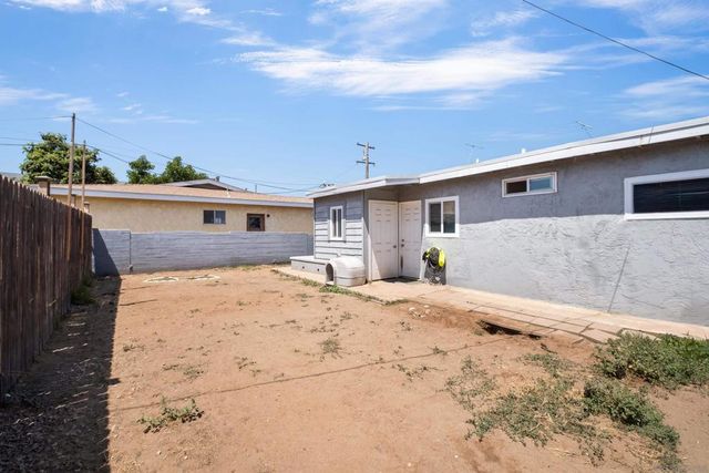 830 834 11th St, Imperial Beach, CA 91932