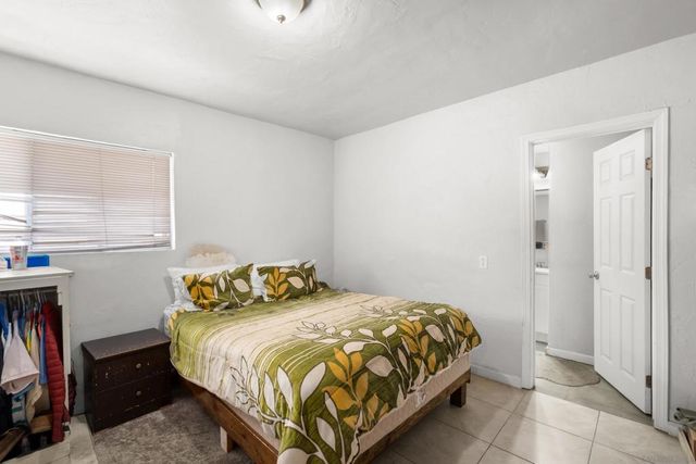 830 834 11th St, Imperial Beach, CA 91932