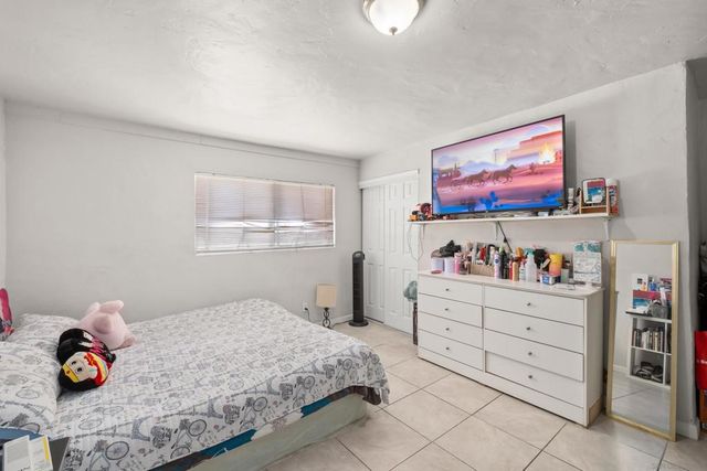 830 834 11th St, Imperial Beach, CA 91932
