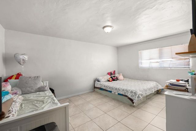 830 834 11th St, Imperial Beach, CA 91932