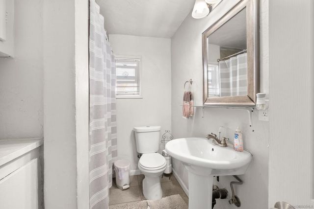 830 834 11th St, Imperial Beach, CA 91932