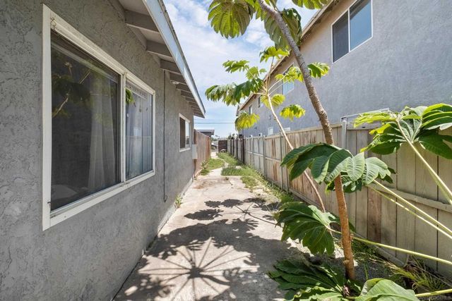 830 834 11th St, Imperial Beach, CA 91932