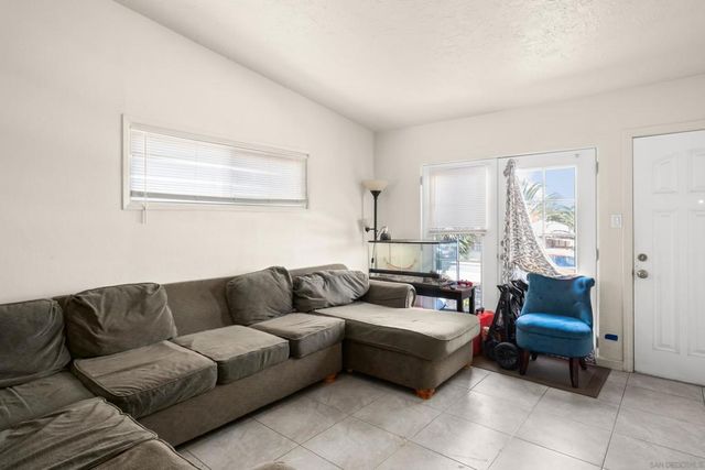 830 834 11th St, Imperial Beach, CA 91932