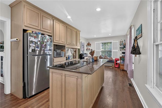 609 E 92nd Terrace, Kansas City, MO 64131