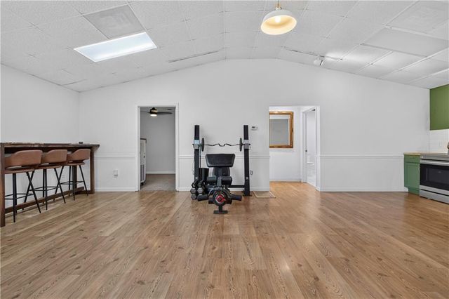 609 E 92nd Terrace, Kansas City, MO 64131