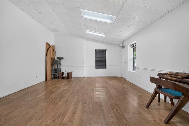 609 E 92nd Terrace, Kansas City, MO 64131