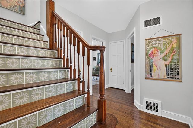 609 E 92nd Terrace, Kansas City, MO 64131
