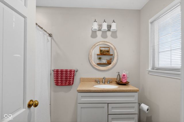 236 Bixler Road, Indianapolis, IN 46227