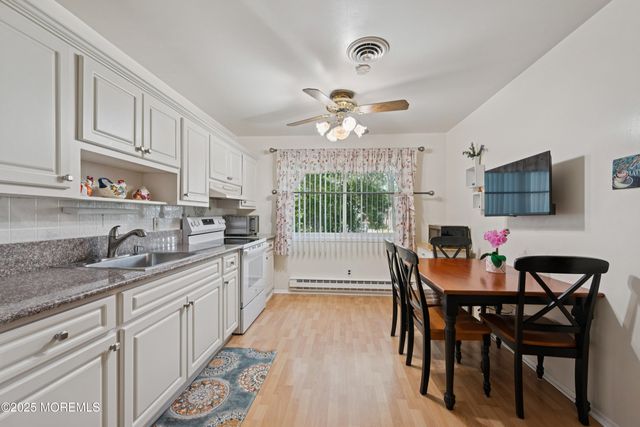 4 Minnesota Avenue, Whiting, NJ 08759