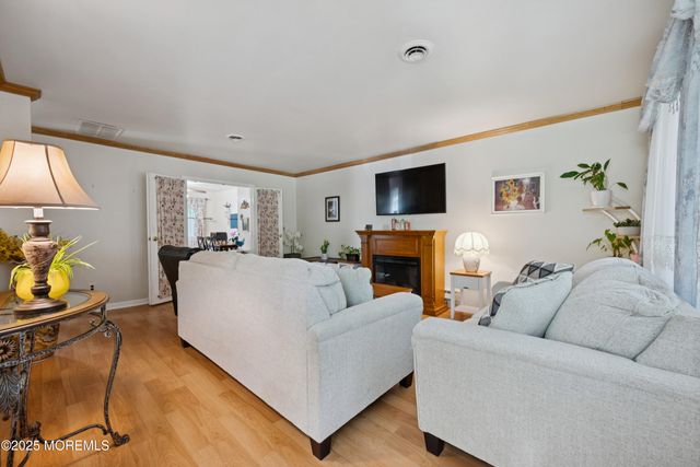 4 Minnesota Avenue, Whiting, NJ 08759