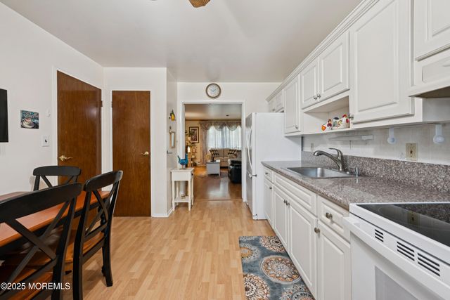 4 Minnesota Avenue, Whiting, NJ 08759