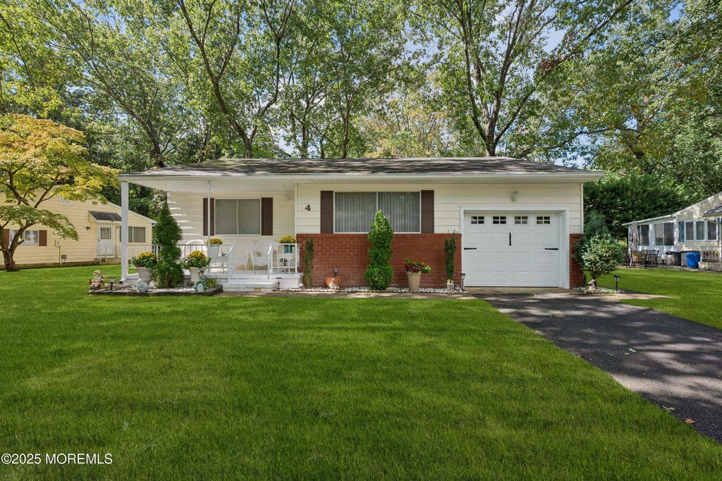 4 Minnesota Avenue, Whiting, NJ 08759