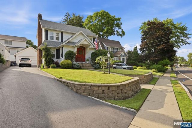 117 Wilmore Road, Little Falls, NJ 07424