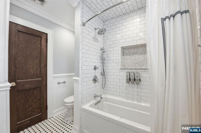 117 Wilmore Road, Little Falls, NJ 07424