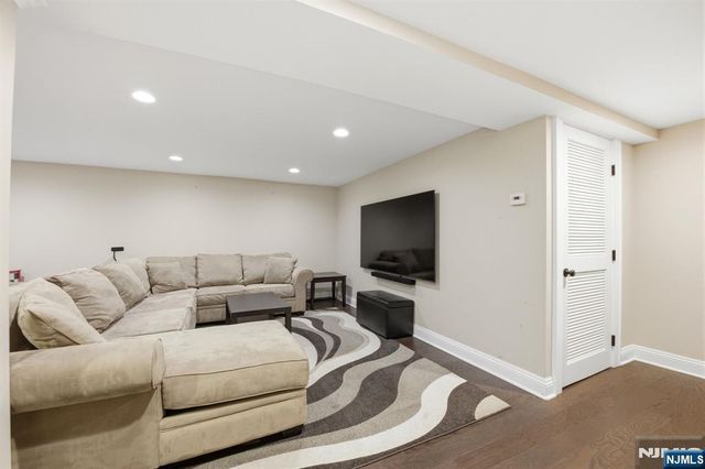 117 Wilmore Road, Little Falls, NJ 07424