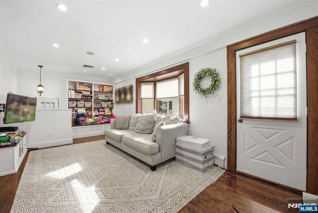 117 Wilmore Road, Little Falls, NJ 07424