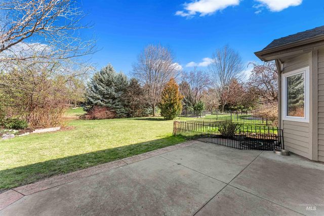 1428 S Island Glenn Way, Eagle, ID 83616