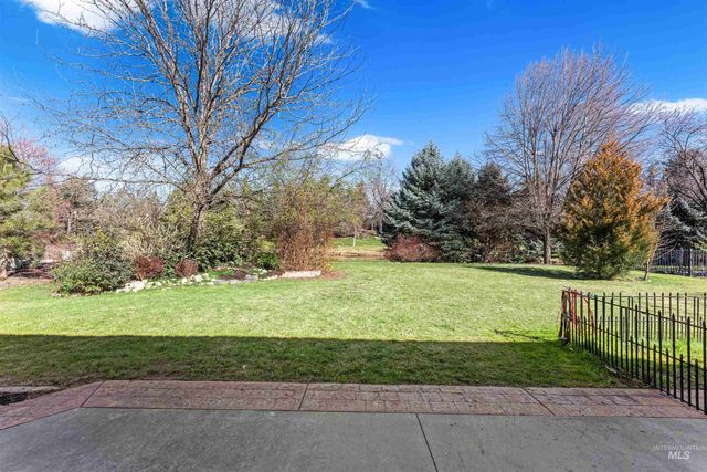 1428 S Island Glenn Way, Eagle, ID 83616