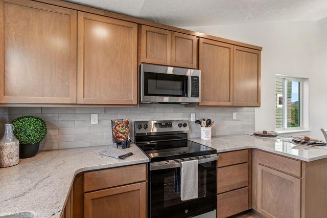 313 Apple Tree Ct, Cheney, WA 99004