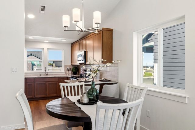 313 Apple Tree Ct, Cheney, WA 99004