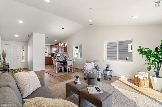 313 Apple Tree Ct, Cheney, WA 99004