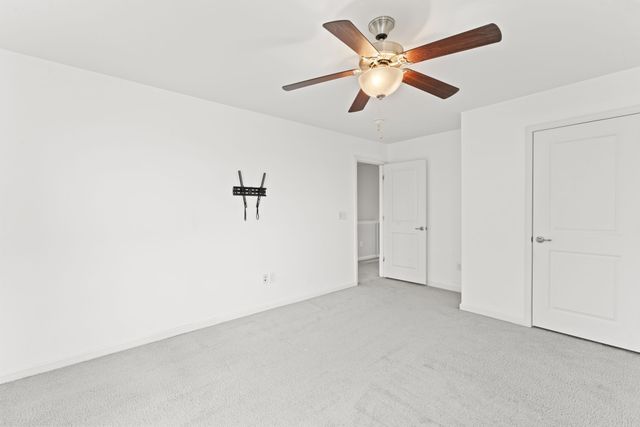 2207 Ambergate Dr, Murfreesboro, TN 37127