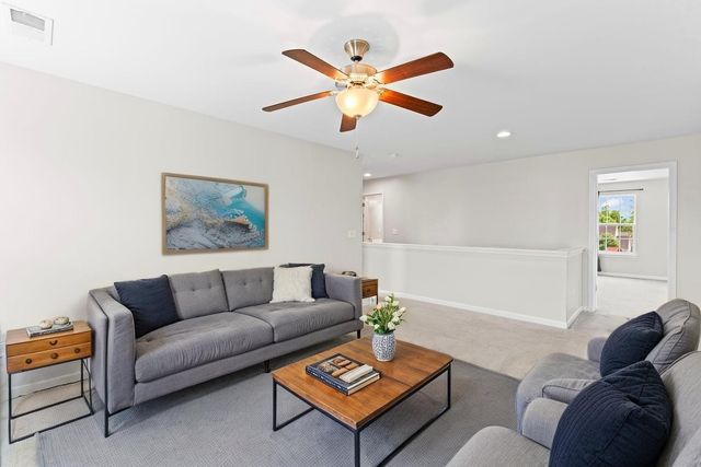 2207 Ambergate Dr, Murfreesboro, TN 37127