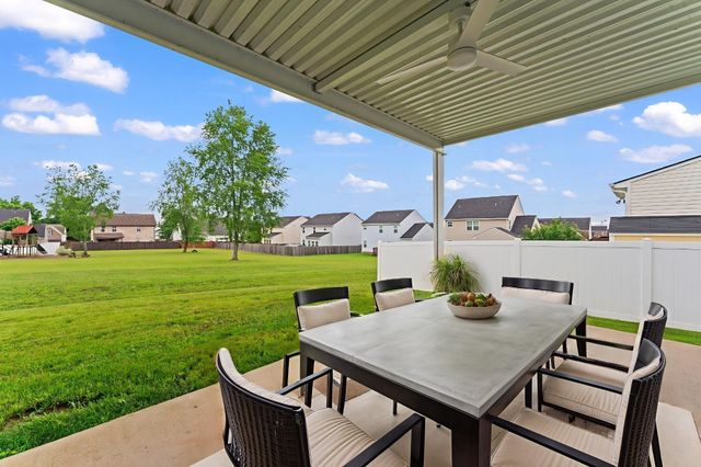 2207 Ambergate Dr, Murfreesboro, TN 37127