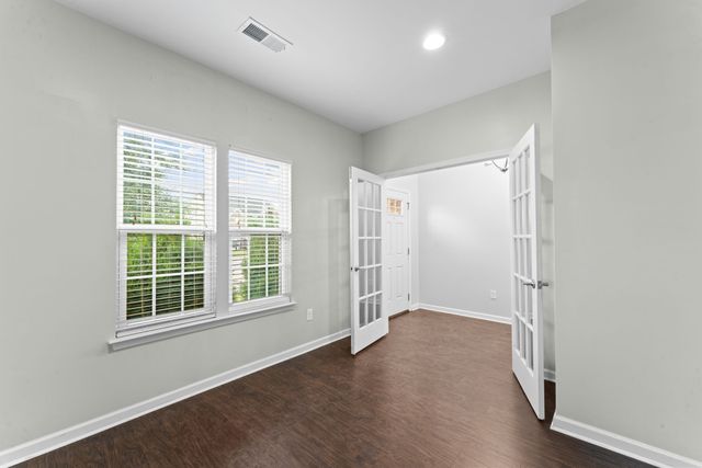 2207 Ambergate Dr, Murfreesboro, TN 37127