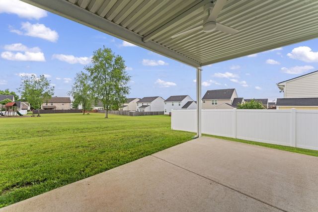 2207 Ambergate Dr, Murfreesboro, TN 37127